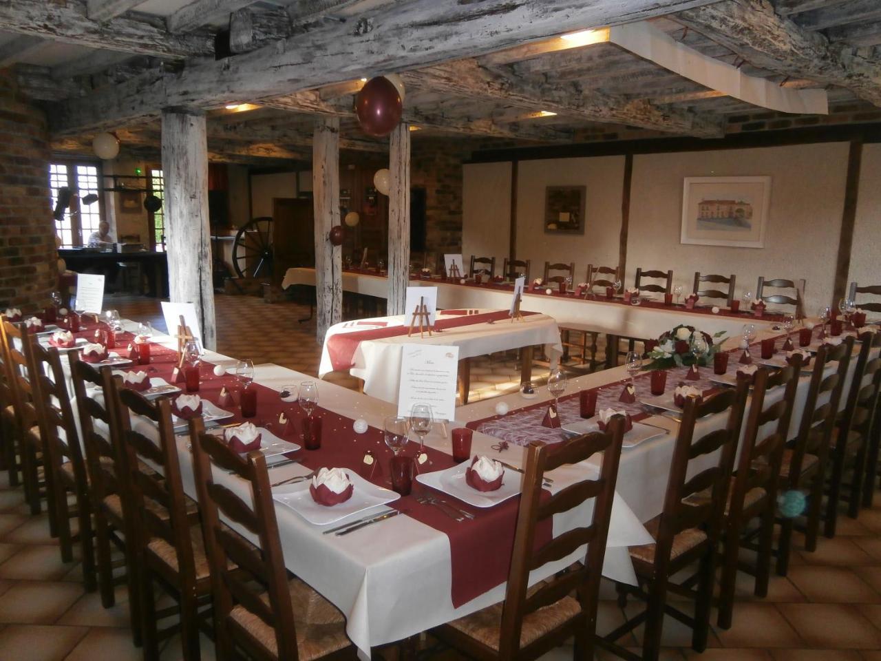 Auberge Du Pied Des Monts Grivy-Loisy Eksteriør bilde
